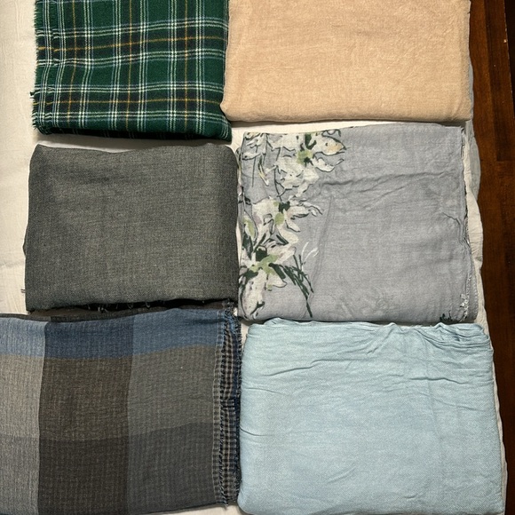 Bundle of 5 Scarves - Various Brands - Picture 4 of 4